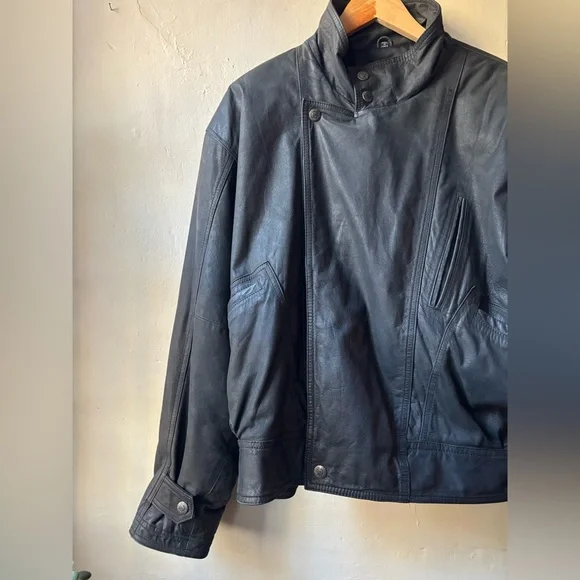 Black Leather Vintage Men's Moto Zip Jacket - Picture 5 of 15